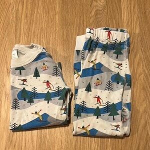 Hanna Andersson Kids Pajama Set - Blue and White Ski Print
